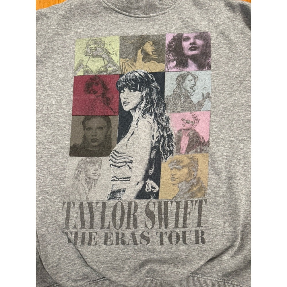Taylor Swift The Eras Tour Sweatshirt Gray Graphic Crewneck XS - Picture 2 of 5
